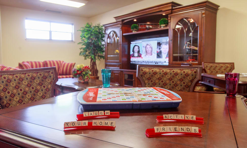 Play games like Scrabble with friends at The Rio Grande