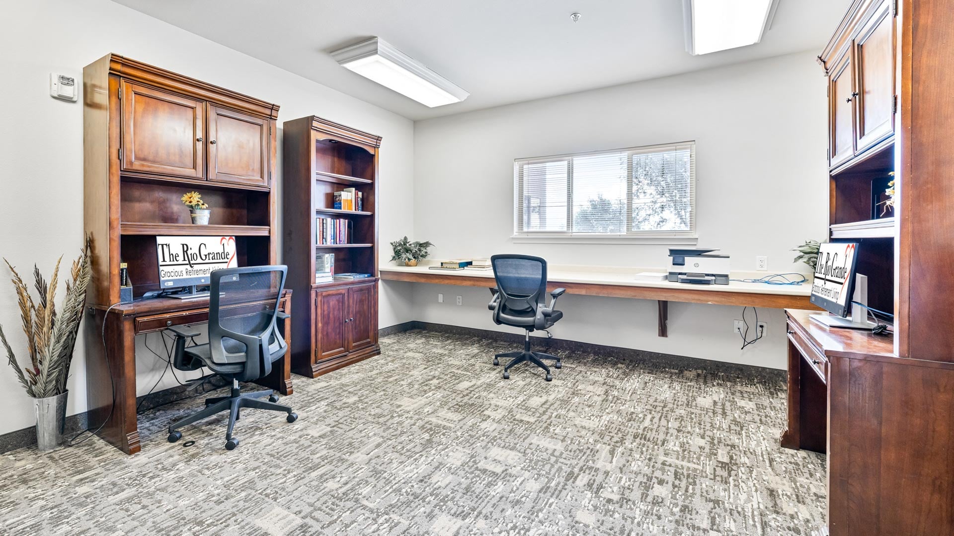 The Rio Grande business center